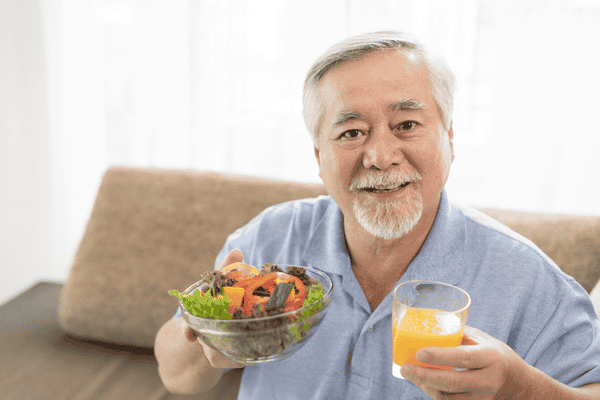 The Pros and Cons of a Vegetarian Diet for Seniors