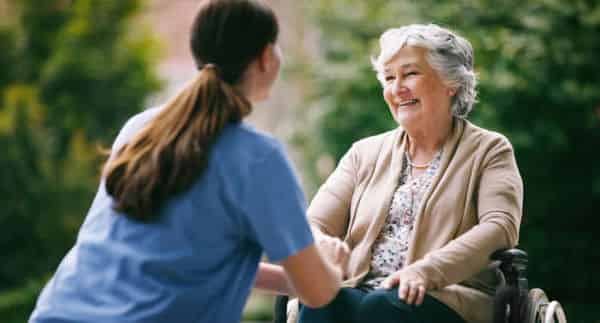 Compassionate Personal Support Worker Providing Exceptional Care