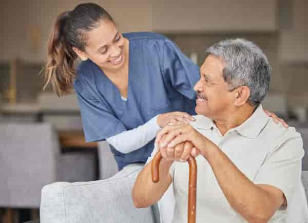 Compassionate Personal Support Worker with Expertise in Care