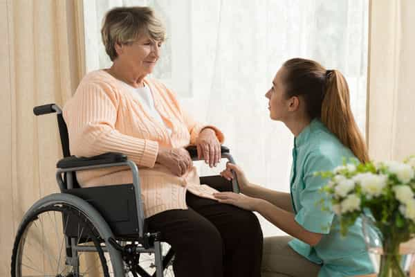 Experienced Caregiver Dedicated to Enhancing Lives