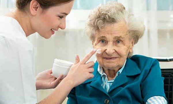 affordable home care services, caregivers near me, live in caregiver, personal caregiver, PSW
